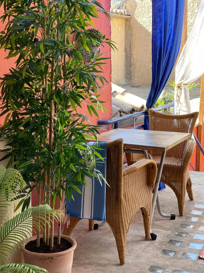 Coco Marco Hotel ニヨン エクステリア 写真
